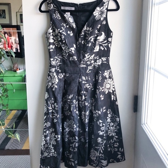 Anne Klein Metallic Floral Dress - Picture 7 of 11